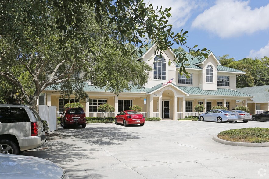 More Photos Of 3765-3771 Airport Pulling Rd N, Naples Office For Lease