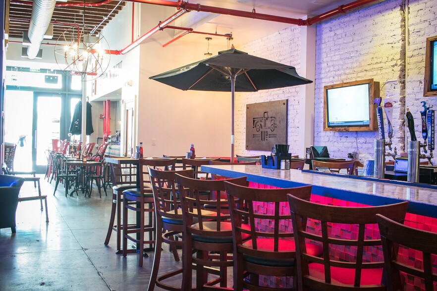 More Photos Of 510 N Franklin St, Tampa Loft Creative Space For Sale