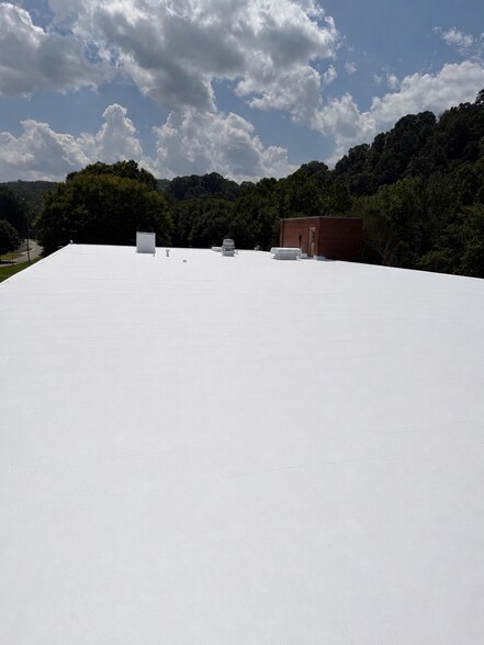 More Photos Of 1 Kiski Ave, Leechburg Office For Sale
