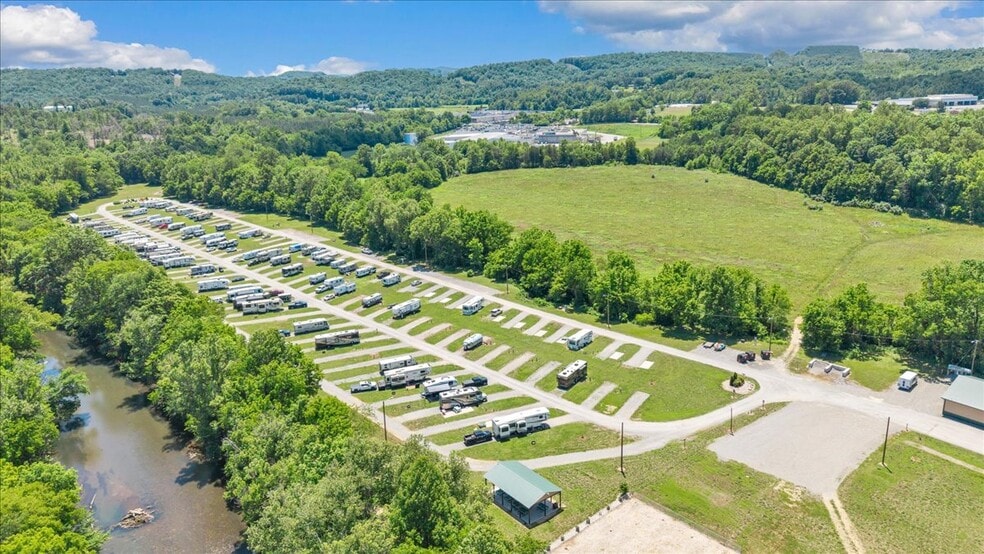More Photos Of 319 T B Stanley Hwy, Bassett Manufactured Housing Mobile Home Park For Sale