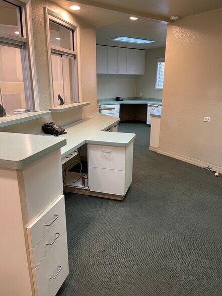 More Photos Of 2740 W Main St, Visalia Medical For Lease