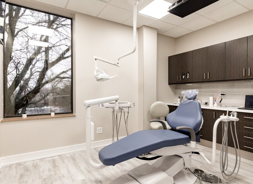 More Photos Of 3060 Ogden Ave, Lisle Medical For Sale