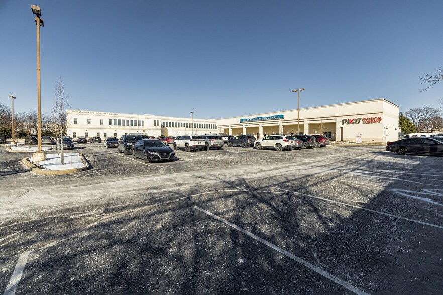More Photos Of 774 Christiana Rd, Newark Healthcare For Lease