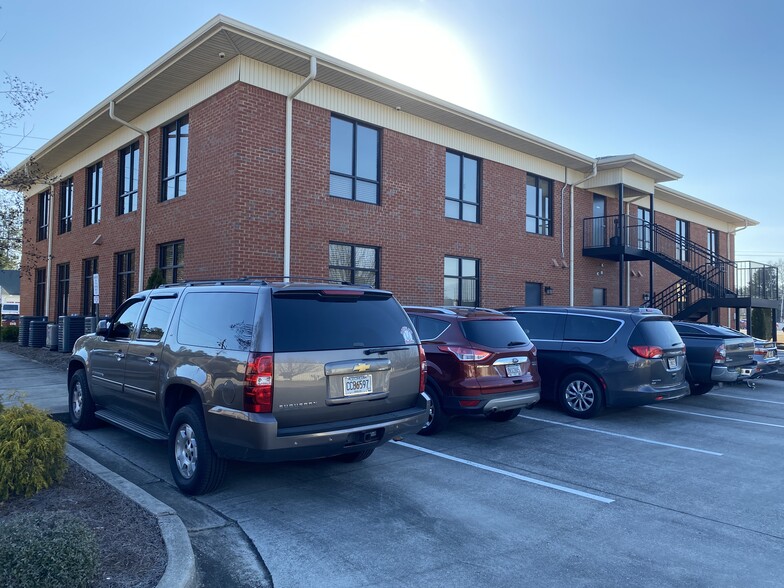 More Photos Of 8385 Cherokee Blvd, Douglasville Medical For Lease