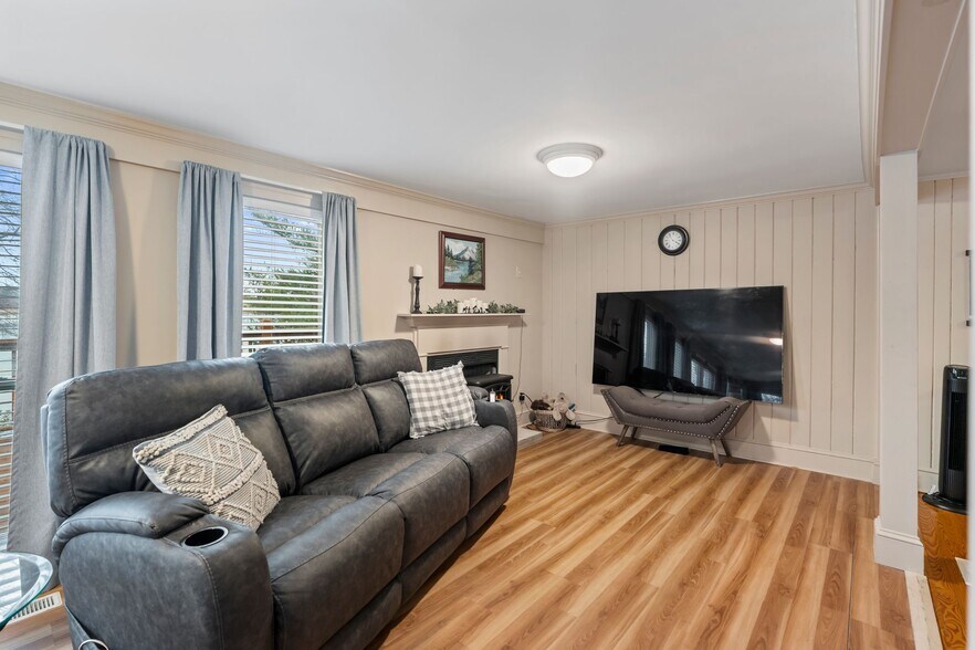 More Photos Of 6692 Valwood Rd, Conover Specialty For Sale