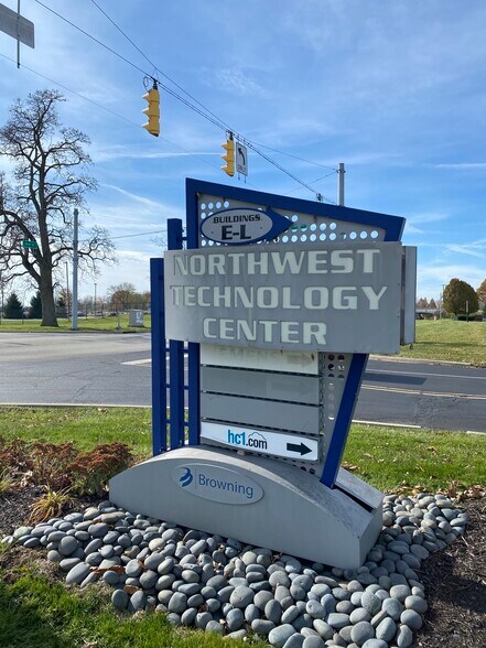 More Photos Of 6500 Technology Center Dr, Indianapolis Light Distribution For Lease