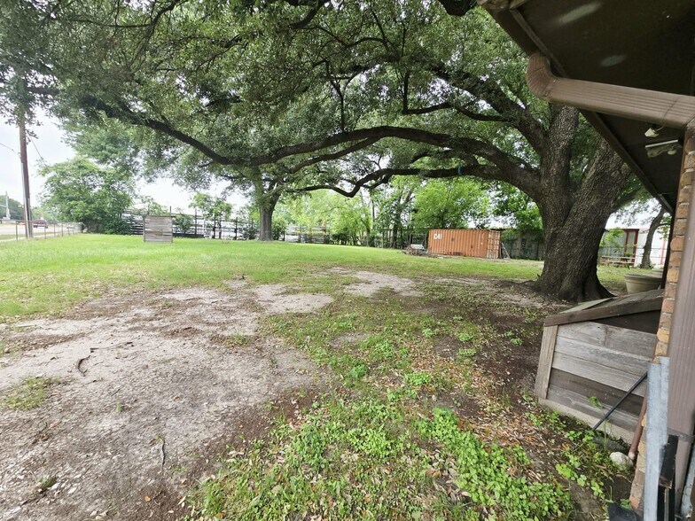 Primary Photo Of 5930 Killough St, Houston Office For Sale