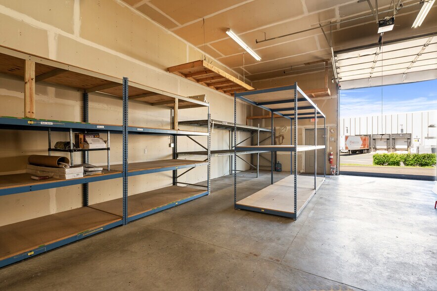 More Photos Of 8557 Wyoming Ave N, Brooklyn Park Light Distribution For Sale