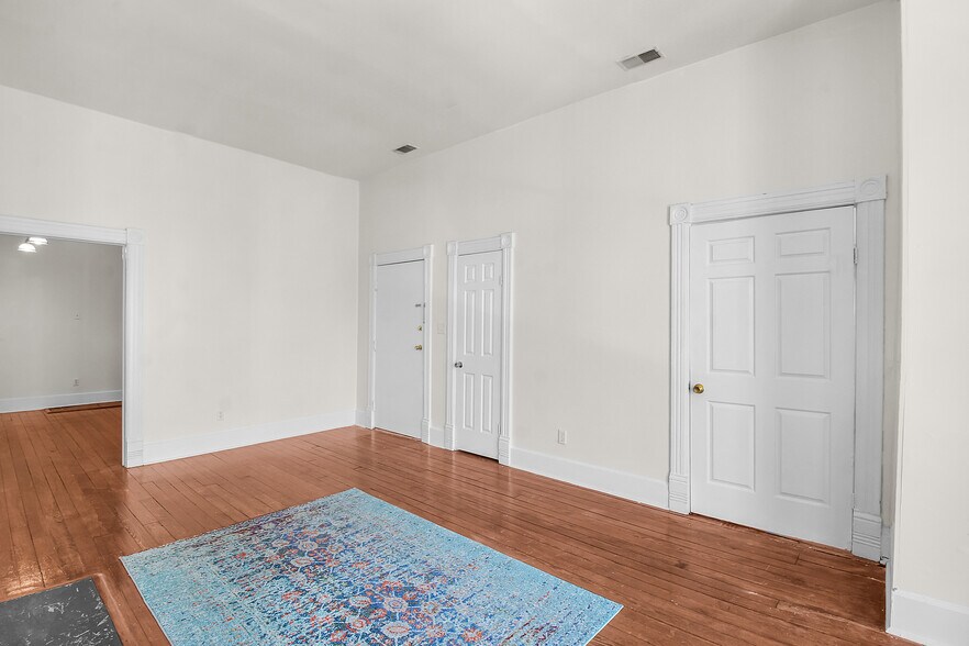 More Photos Of 301 E Henry St, Savannah Multifamily For Sale