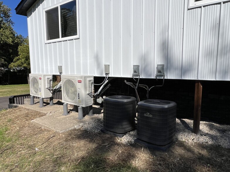 More Photos Of 2271 S Cost a Plenty Rd, Warsaw Apartments For Sale