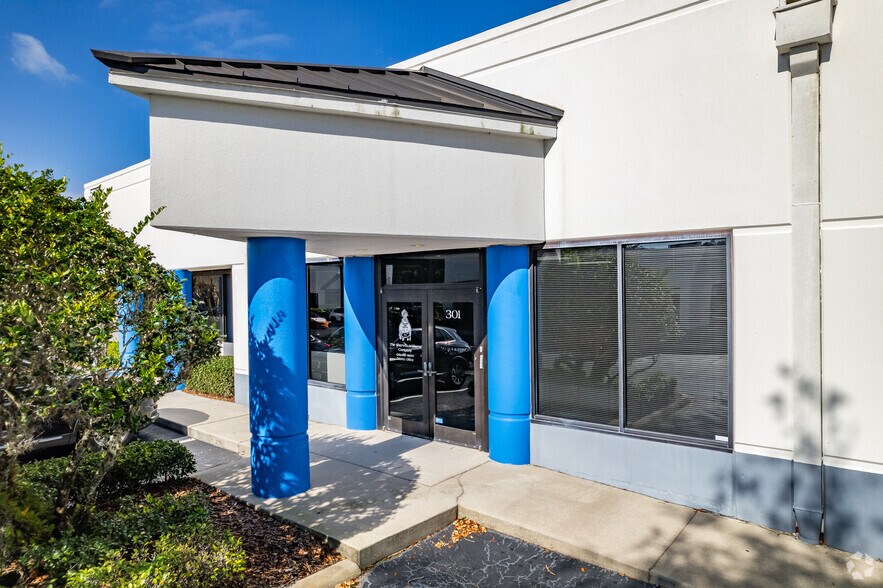 More Photos Of 5776 Hoffner Ave, Orlando Unknown For Lease