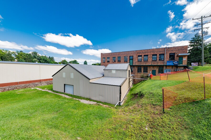 More Photos Of 1114 Speedway Ave, Fairmont Warehouse For Lease