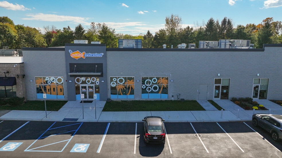 More Photos Of 6330-6350 Jericho Tpke, Commack Freestanding For Sale