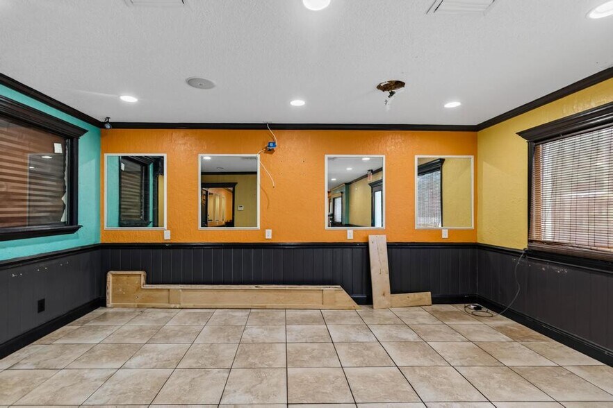 More Photos Of 102 Phillips Dairy Rd, Palatka Restaurant For Sale