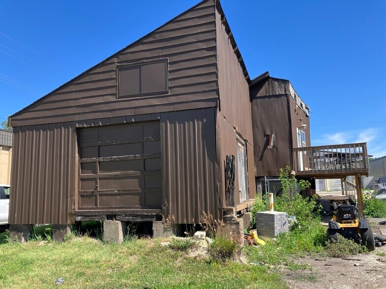 More Photos Of 600 Kentucky St, Quincy General Retail For Sale