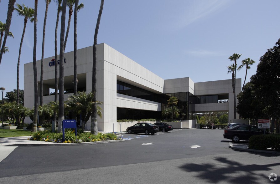 More Photos Of 1100 Newport Center Dr, Newport Beach Office For Lease