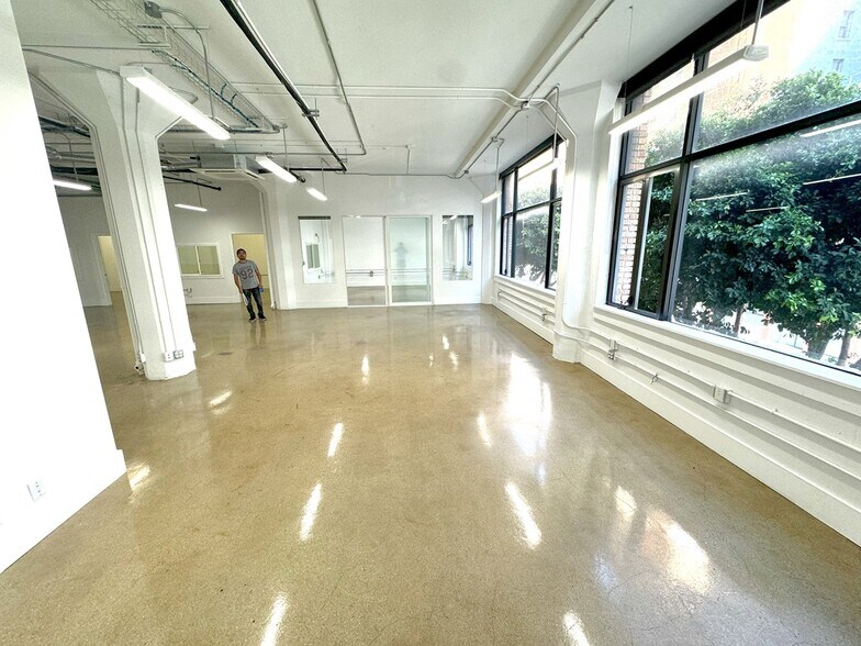More Photos Of 731-733 S Spring St, Los Angeles Loft Creative Space For Lease