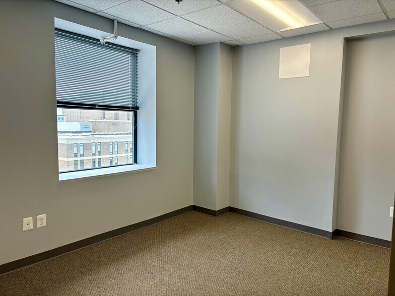More Photos Of 718-720 Arch St, Philadelphia Office For Lease