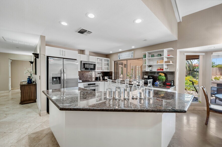 More Photos Of 12558 N 76th St, Scottsdale Assisted Living For Sale