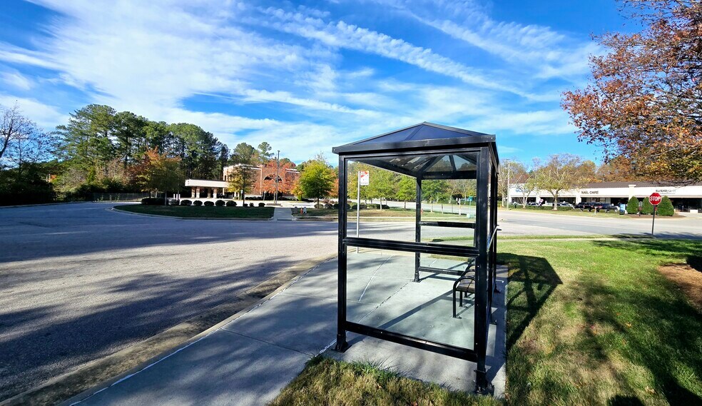 More Photos Of 701 Mutual Ct, Raleigh Office For Sale