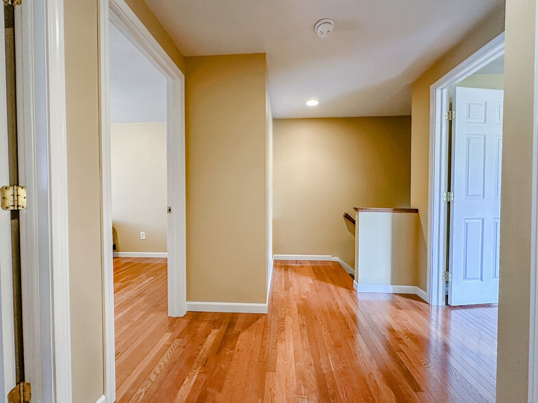 More Photos Of 205-274 Robert Dr, Syracuse Apartments For Sale