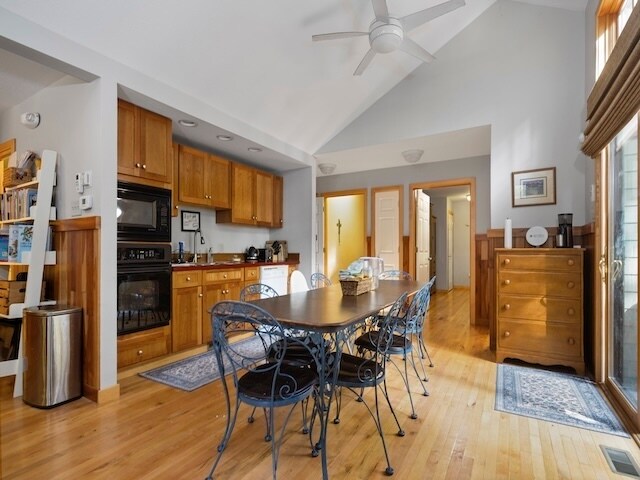 More Photos Of 55 S Hope Rdg, Traverse City Lodge Meeting Hall For Sale