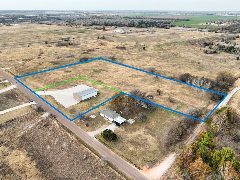 More Photos Of 1725 NE 16th St, Newcastle Warehouse For Sale