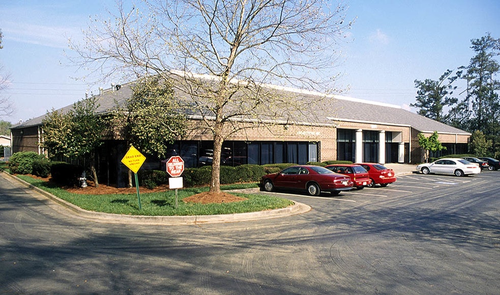 Primary Photo Of 3264 Medlock Bridge Rd, Peachtree Corners Office For Sale