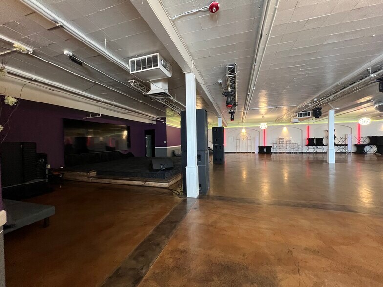 More Photos Of 3181 W Alameda Ave, Denver General Retail For Sale