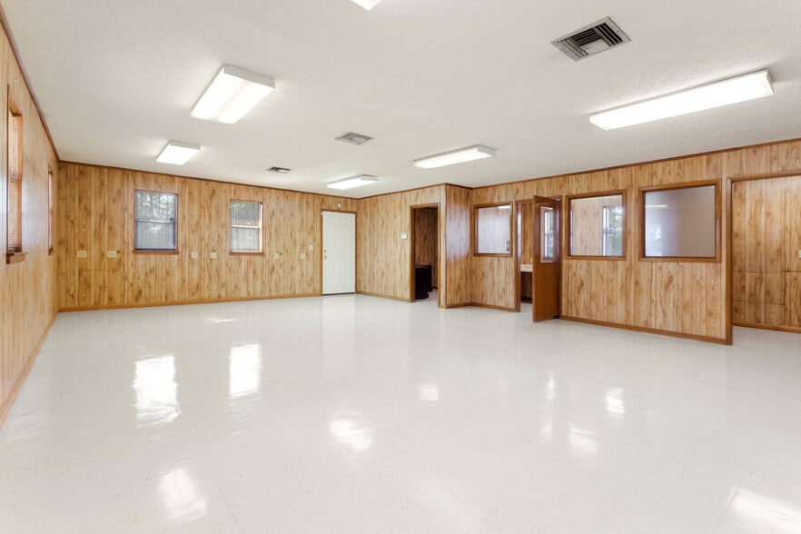 More Photos Of 1308 Balboa Ave, Panama City Office For Sale