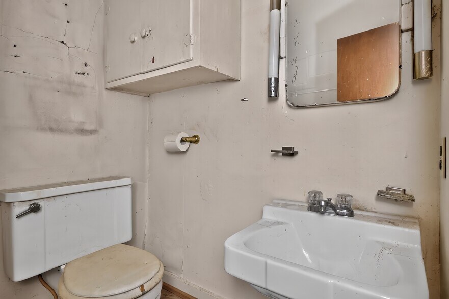 More Photos Of 43 Highway 433, Mackville Flex For Sale