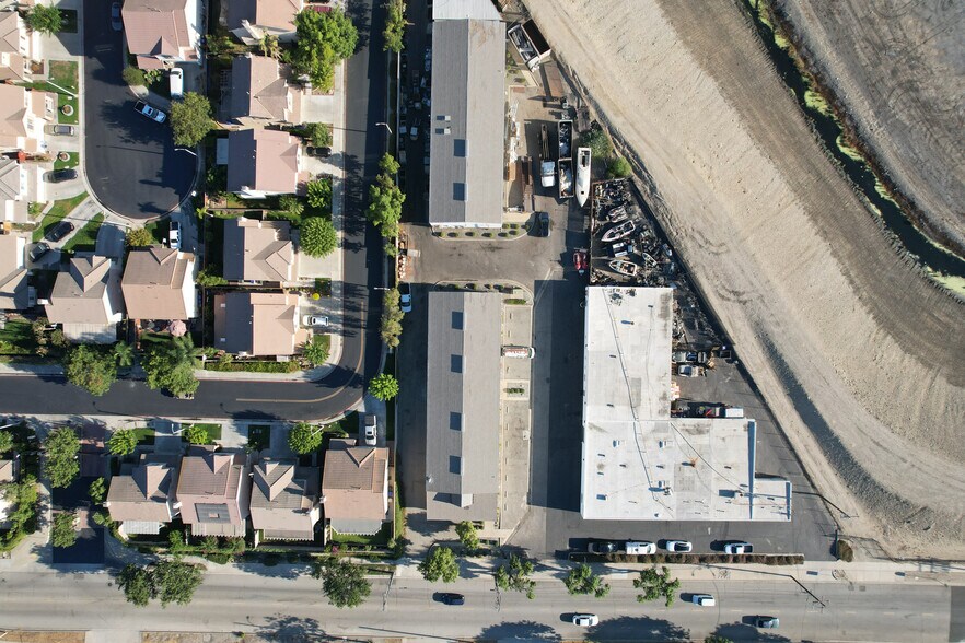 More Photos Of 1265 E 7th St, Upland Warehouse For Lease