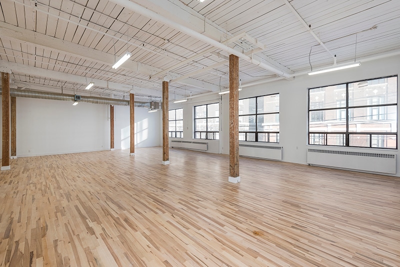 More Photos Of 276 Carlaw Av, Toronto Showroom For Lease