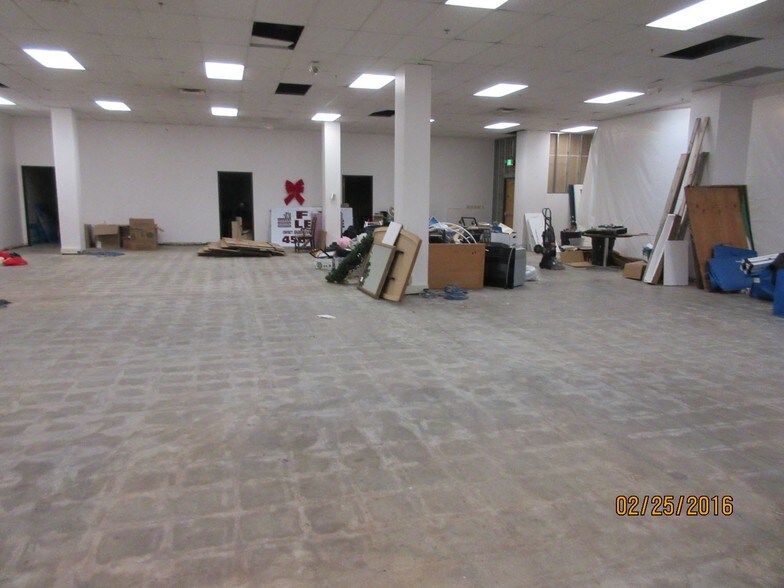 More Photos Of 302 Cushman St, Fairbanks Office For Lease