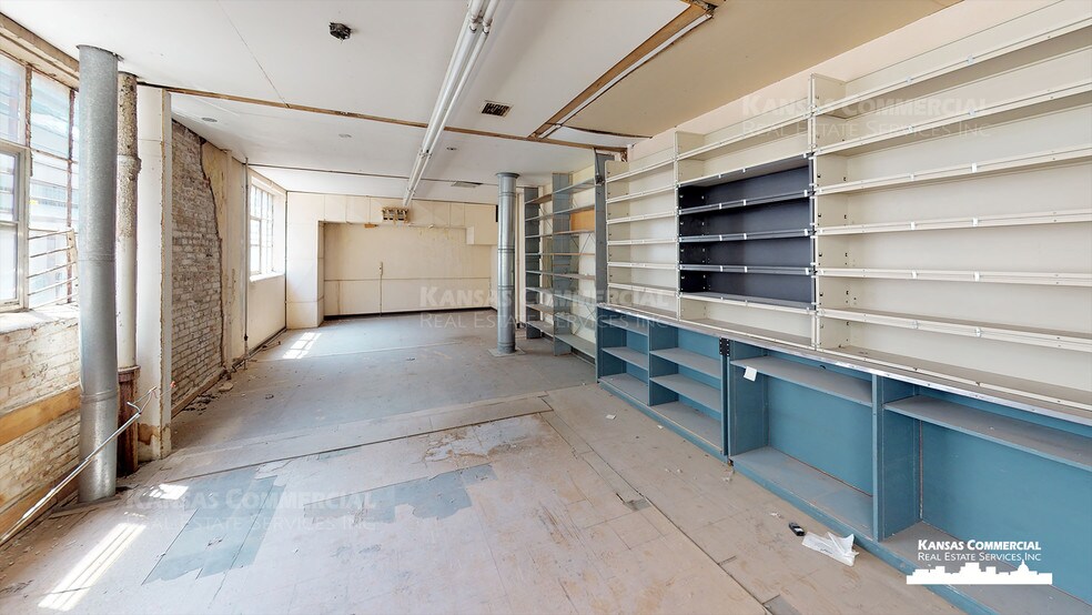 More Photos Of 107 SW 6th Ave, Topeka Office For Lease