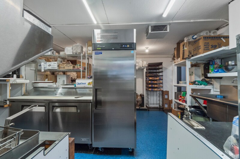 More Photos Of 210 Broadway Ave, Reardan Specialty For Sale