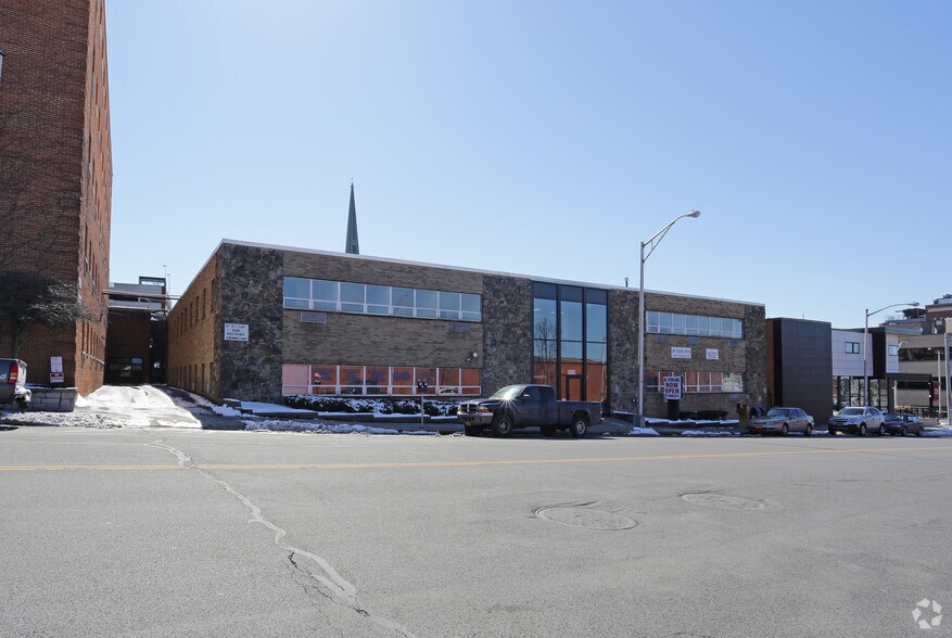 More Photos Of 600 Franklin St, Schenectady Medical For Lease