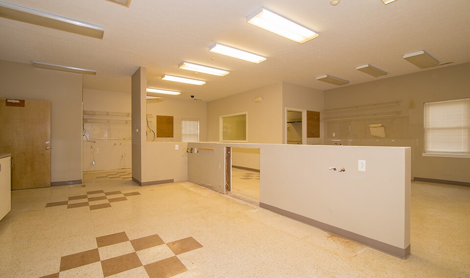 More Photos Of 29101 N State Road 19, Atlanta Medical For Sale