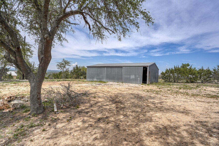 More Photos Of 8662 US 281 hwy, Blanco Land For Sale