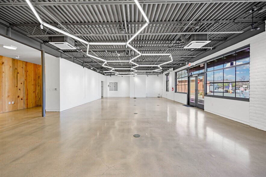 More Photos Of 504 Jose St, Santa Fe General Retail For Lease