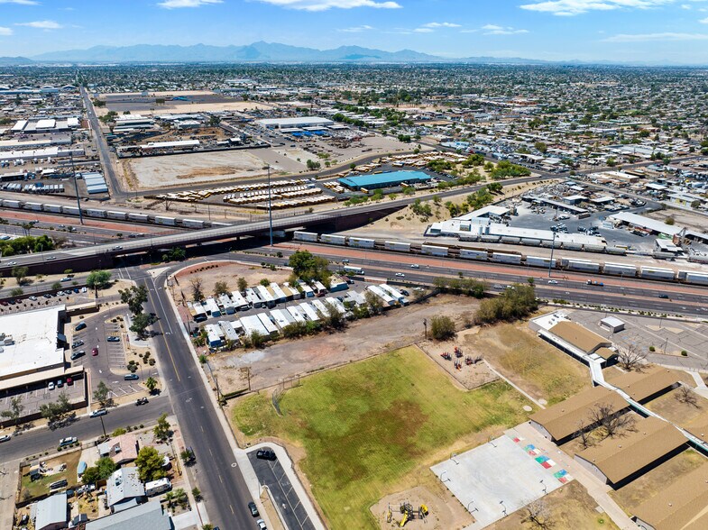 More Photos Of 5556 W Grand Ave, Glendale Land For Sale