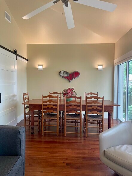 More Photos Of 216 Church St, Pensacola Office Residential For Sale