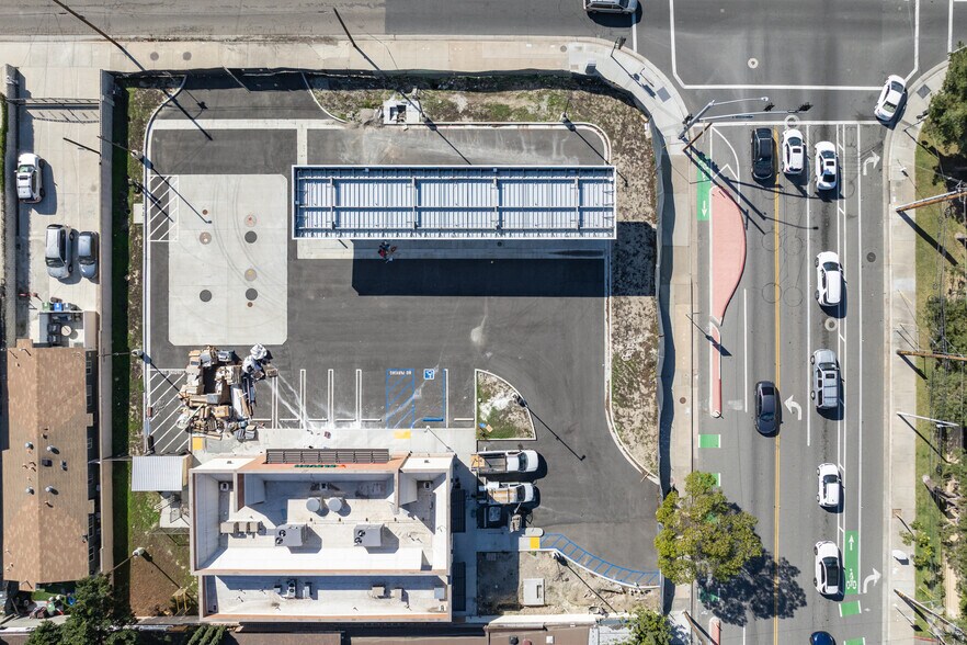 More Photos Of 813 Euclid St, Santa Ana Service Station For Sale