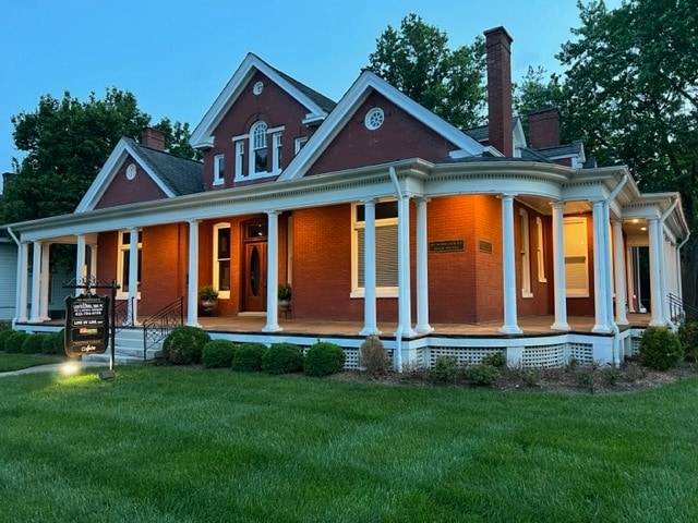 Primary Photo Of 143 4th Ave N, Franklin Loft Creative Space For Lease