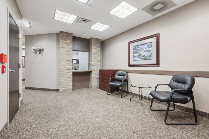 More Photos Of 401 Hamburg Turnpike, Wayne Medical For Sale