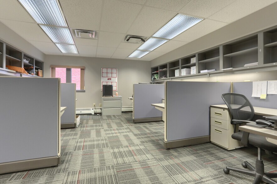 More Photos Of 44 N 8th St, Lebanon Office For Sale