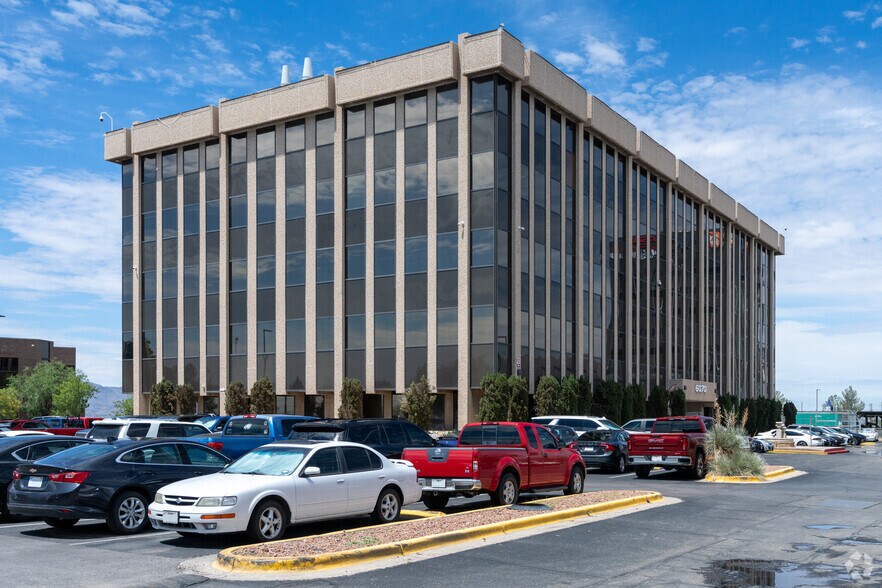 More Photos Of 6070 Gateway Blvd E, El Paso Office For Lease