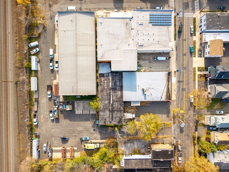 More Photos Of 419-501 W Elizabeth Ave, Linden Freestanding For Sale