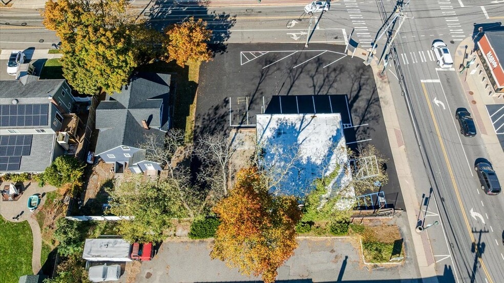 More Photos Of 304 Larkfield Rd, East Northport Freestanding For Sale