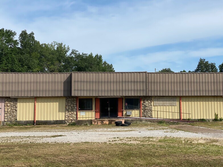 Primary Photo Of 2826 Highway 178, Tupelo Light Distribution For Lease